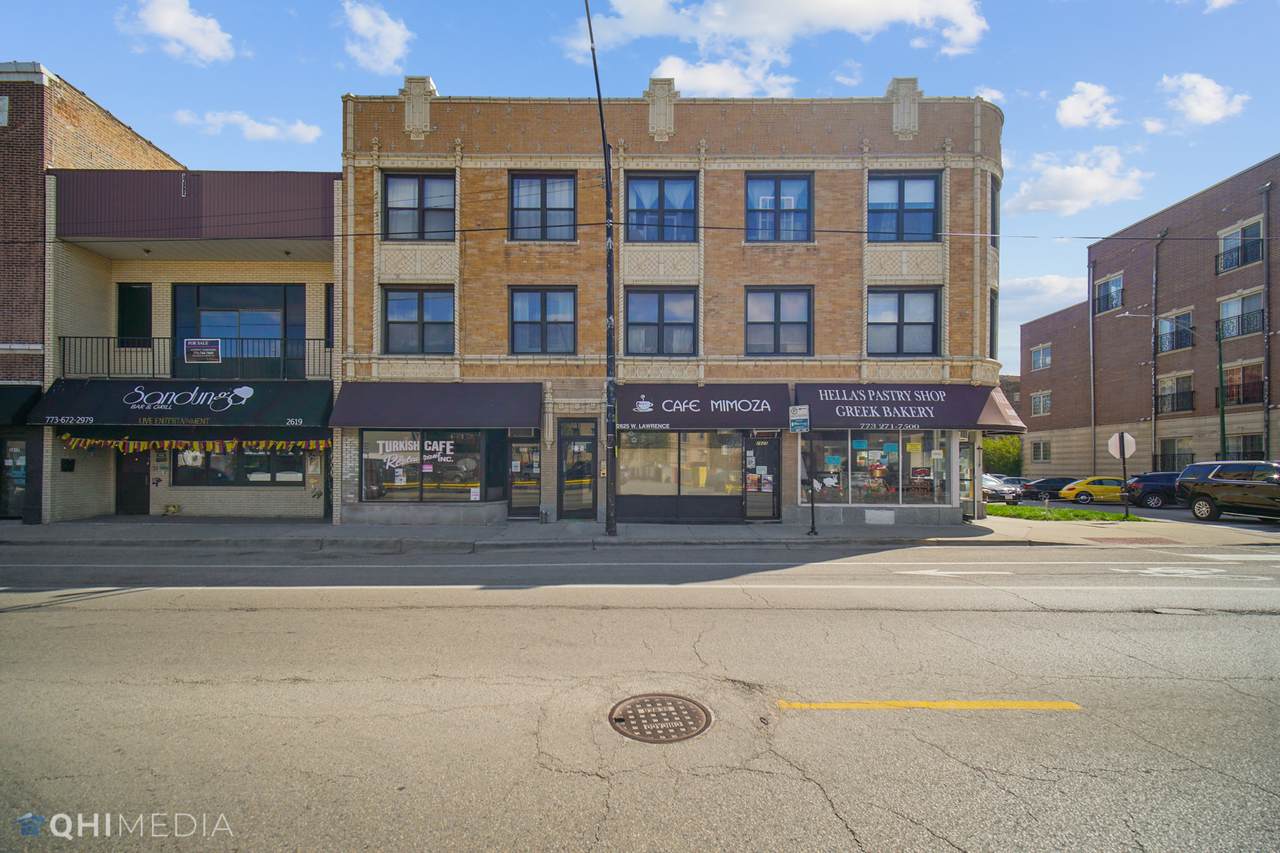 2623 Lawrence Avenue - Photo 1