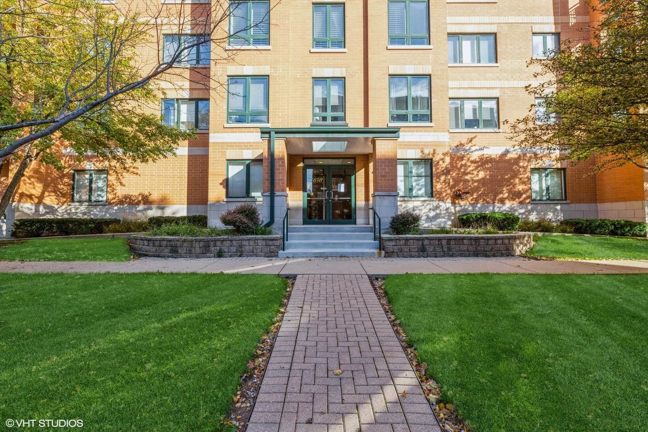 1636 Ashland Avenue - Photo 1