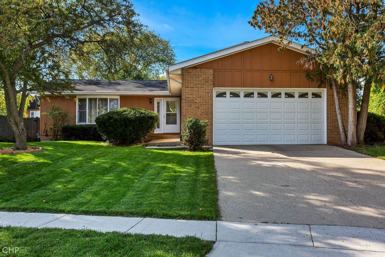 824 Braemar Drive - Photo 1