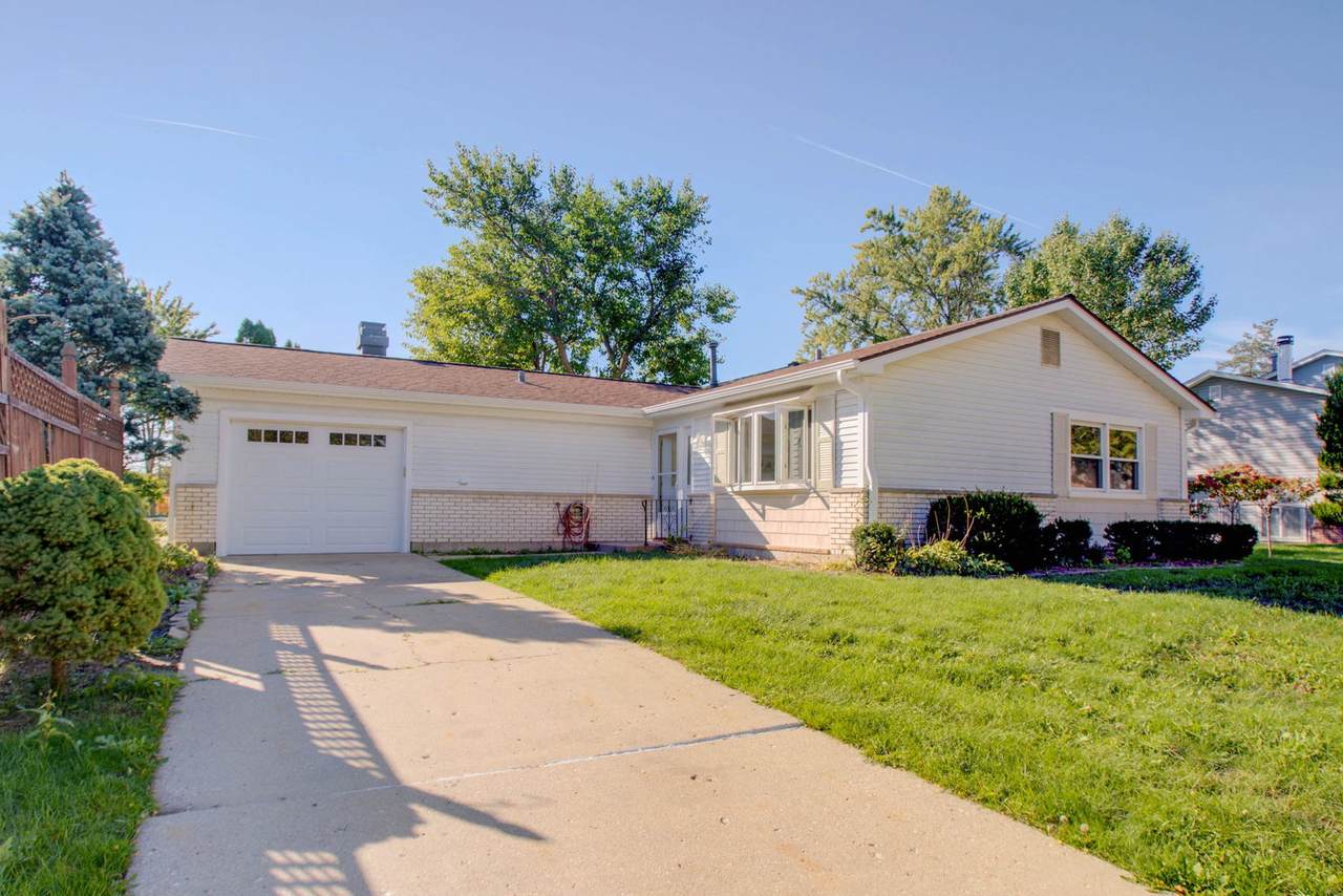 4436 Trailside Court - Photo 1