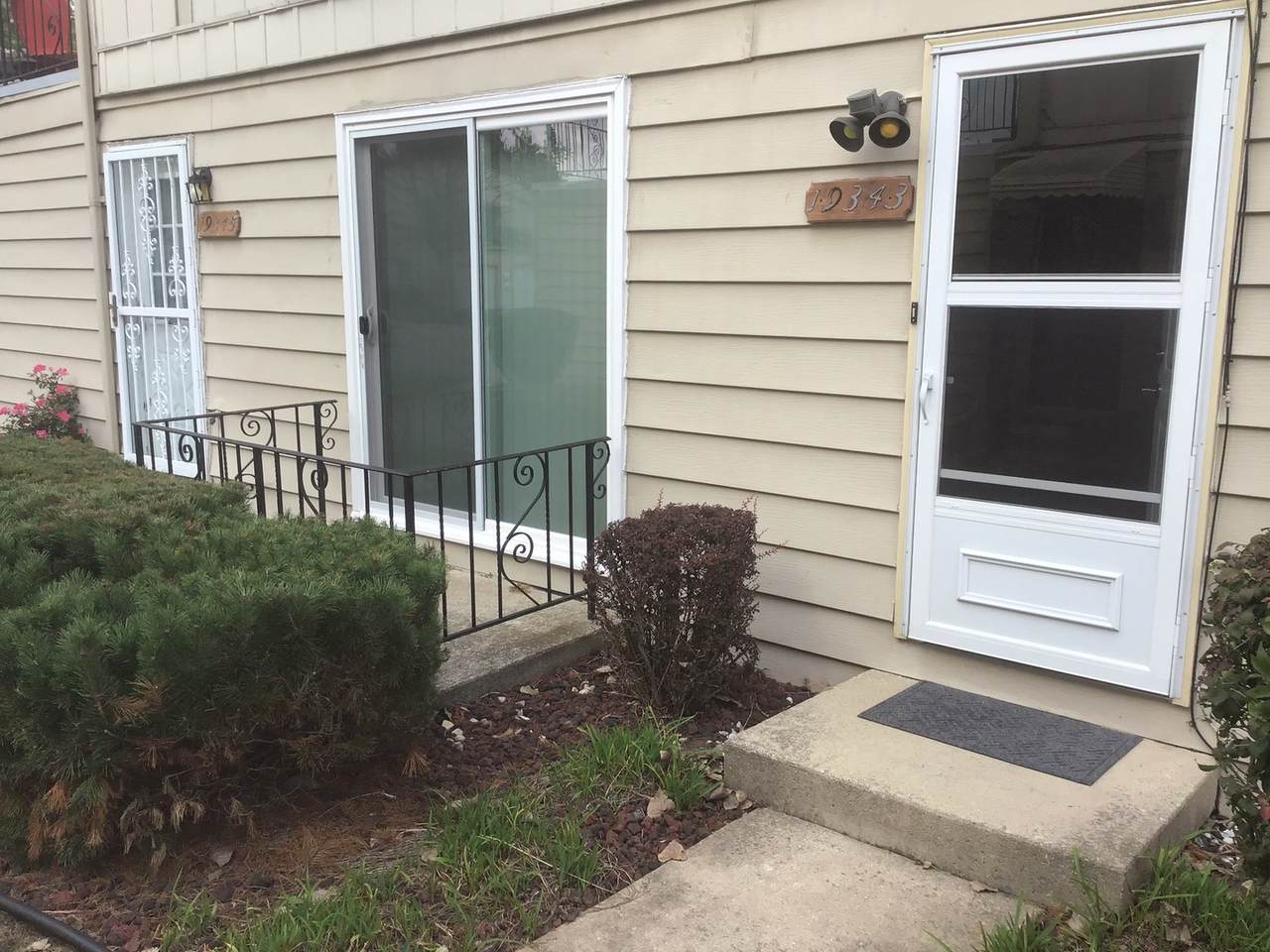 19343 Oak Avenue - Photo 1