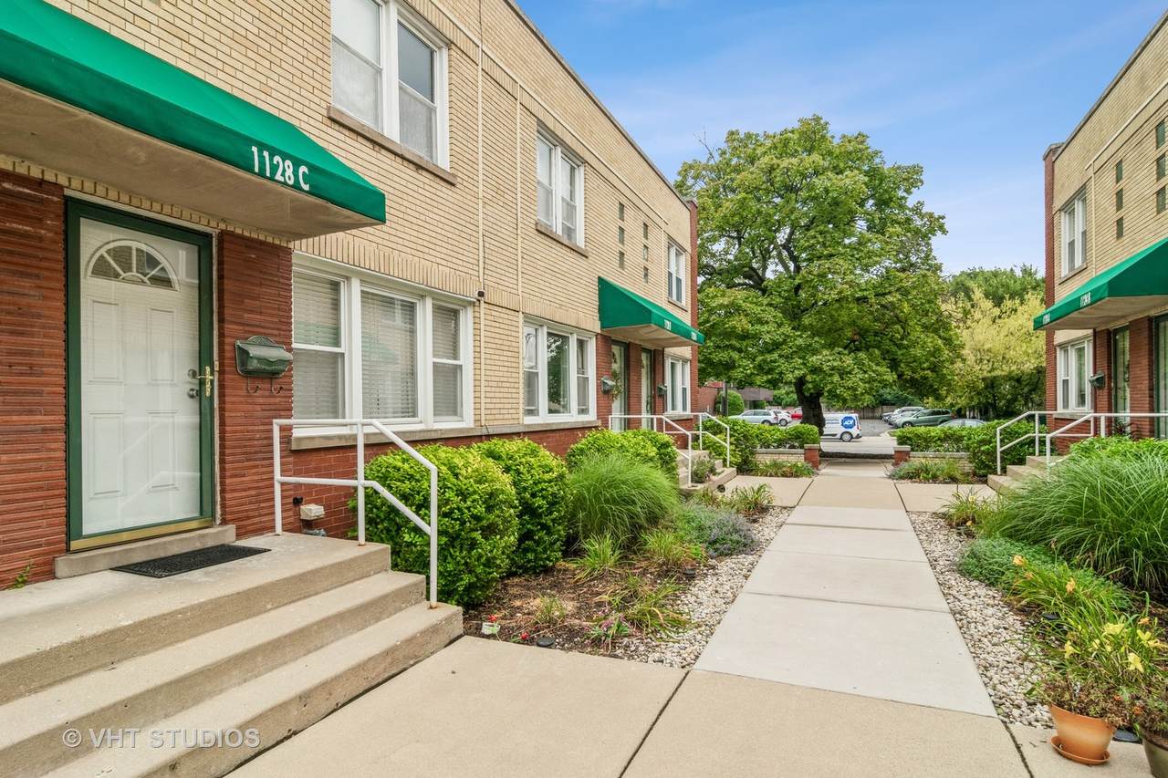 1128 Harlem Avenue - Photo 1