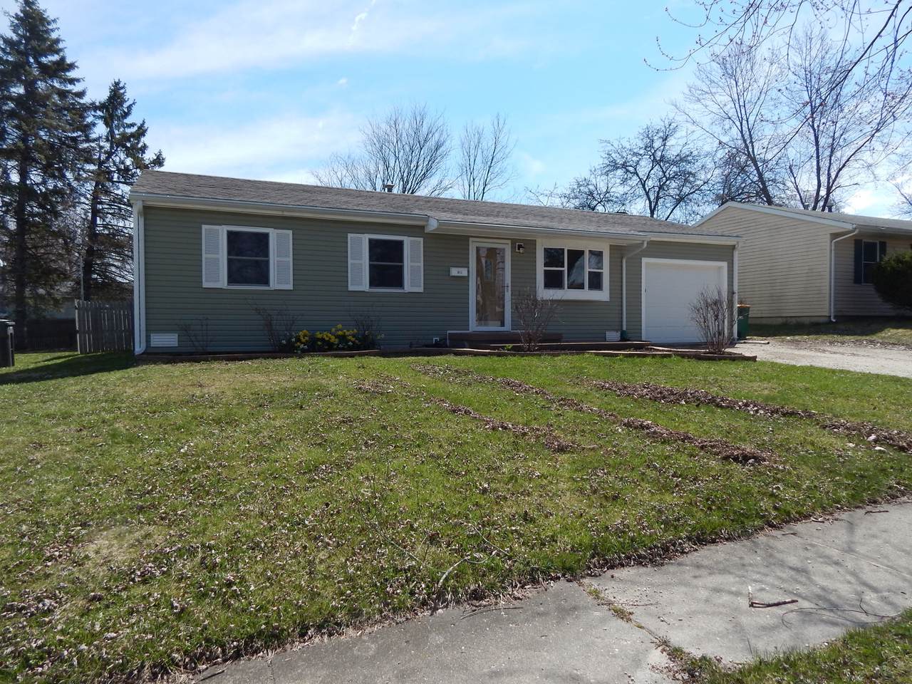 308 Edinburgh Drive - Photo 1