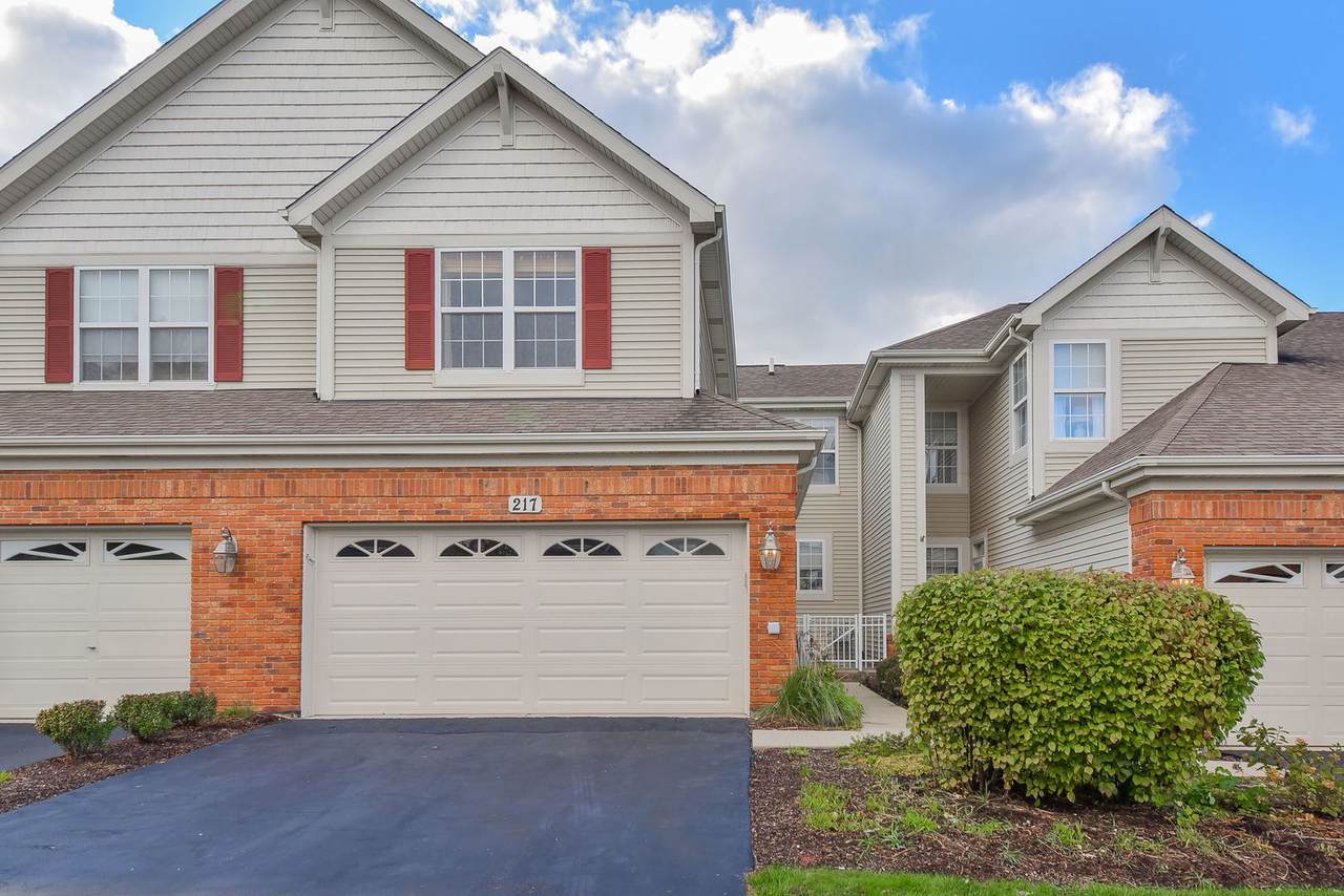 217 Remington Drive - Photo 1