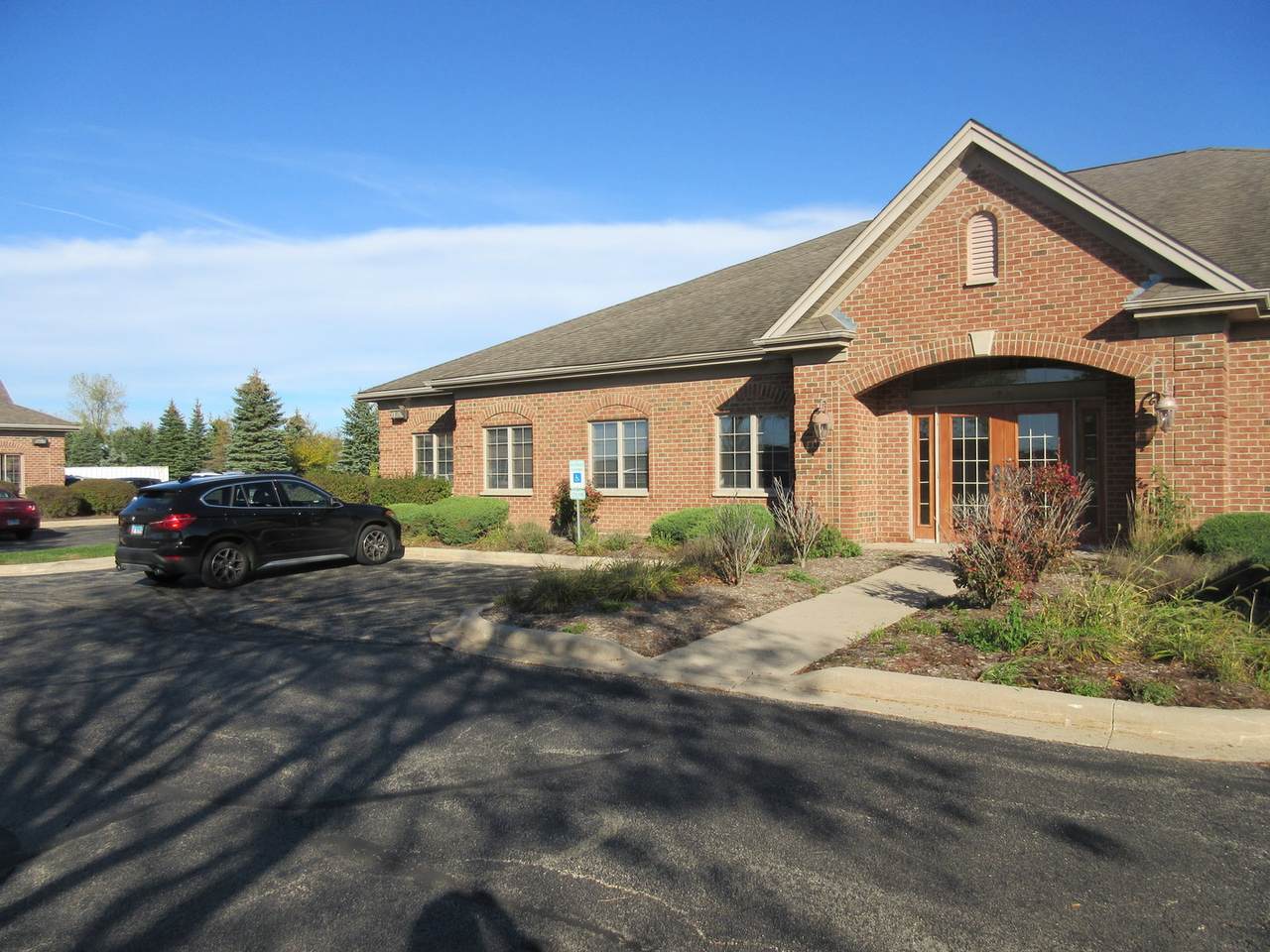 1958 Aberdeen Court - Photo 1