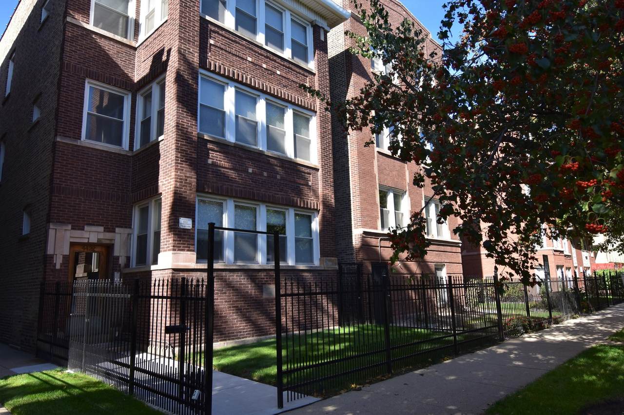 4422 Wolcott Avenue - Photo 1