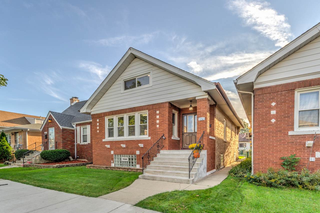 5252 Liano Avenue - Photo 1