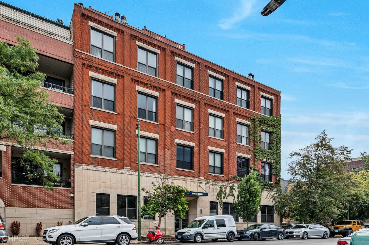 2525 Sheffield Avenue - Photo 1