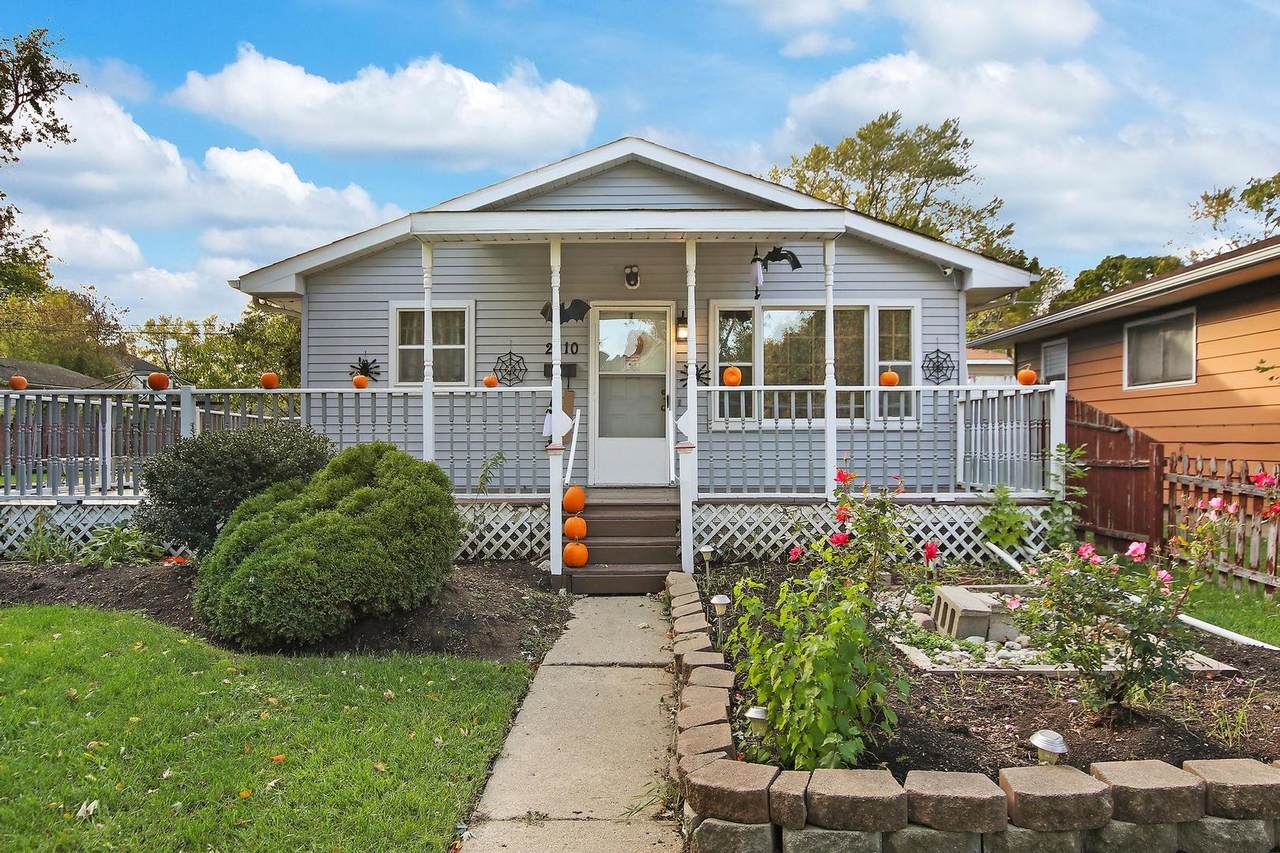 2910 Gilboa Avenue - Photo 1