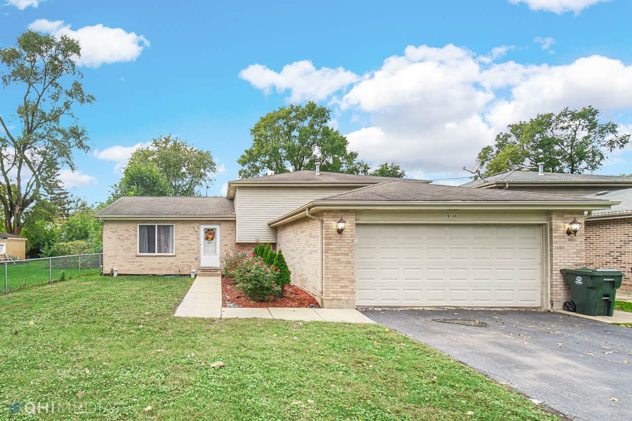 16148 Spaulding Avenue - Photo 1