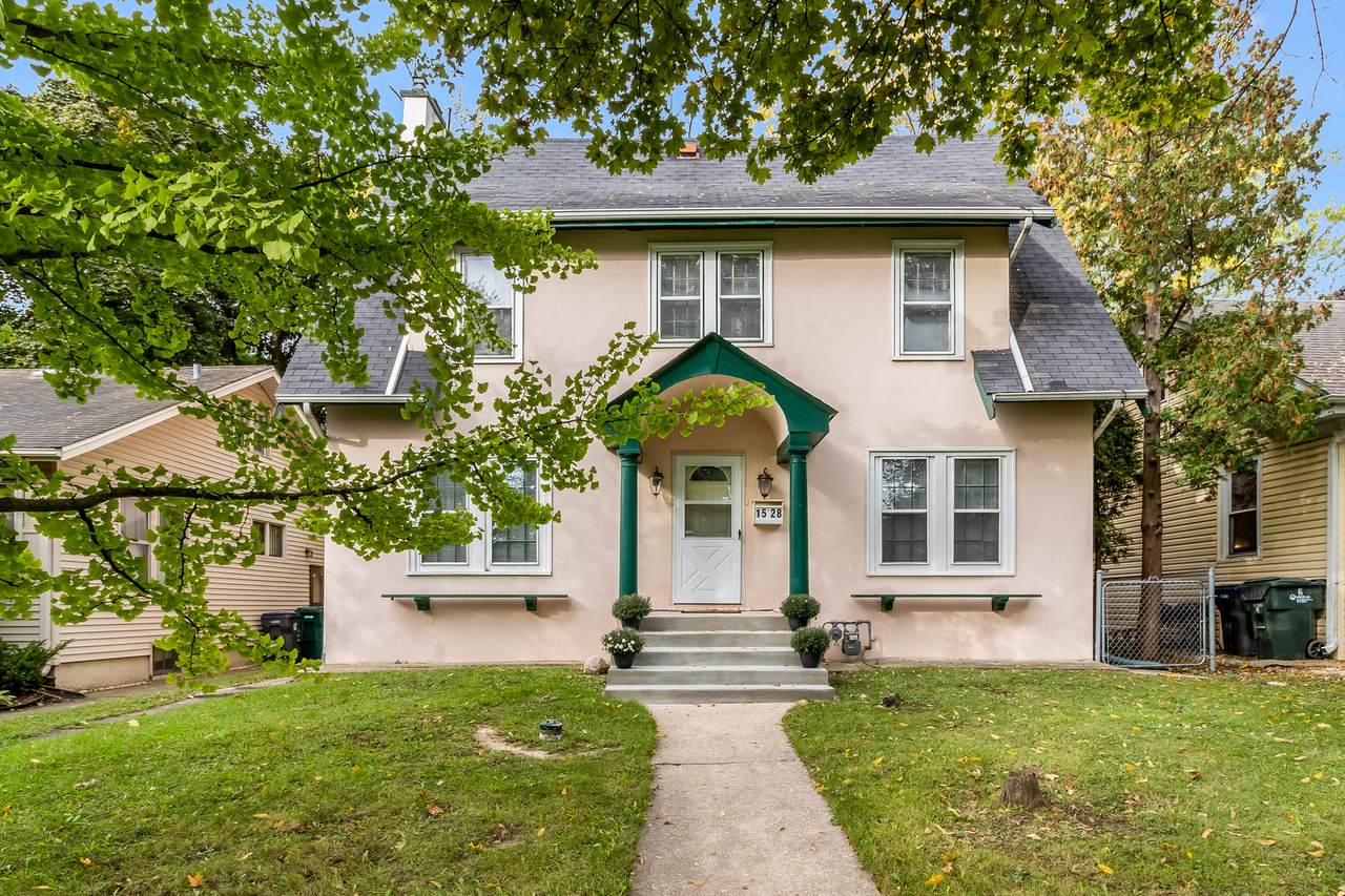 1528 Hickory Street - Photo 1