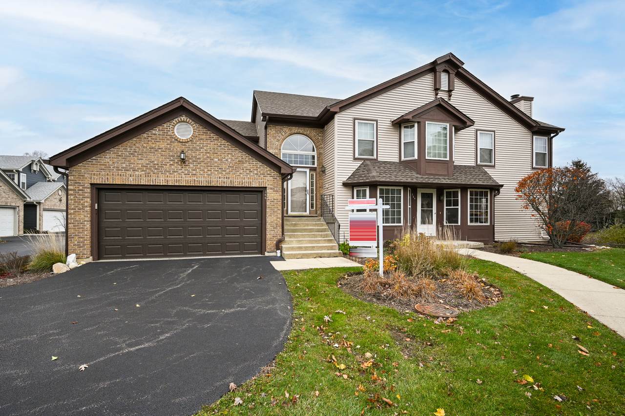 366 Kresswood Drive - Photo 1