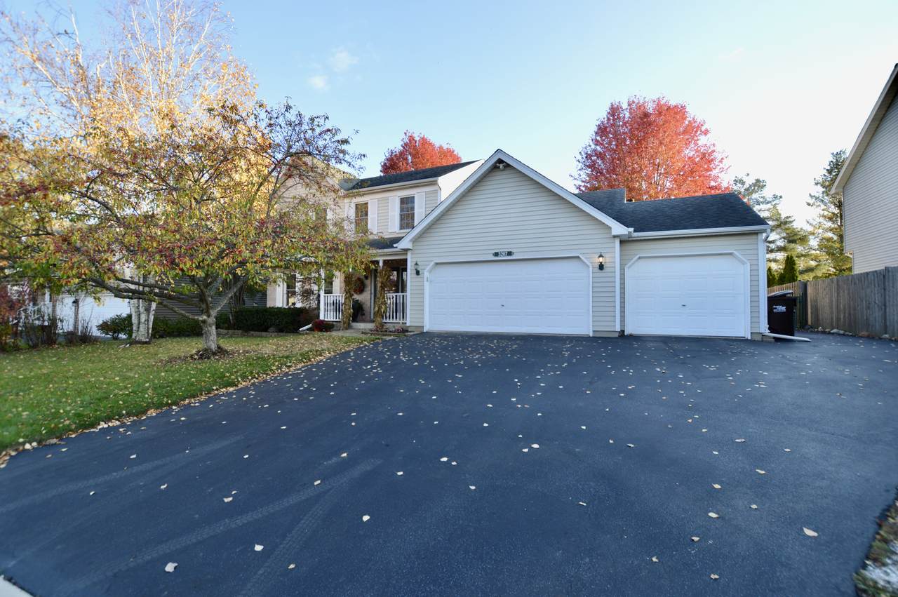 3207 Foxview Highland Drive - Photo 1