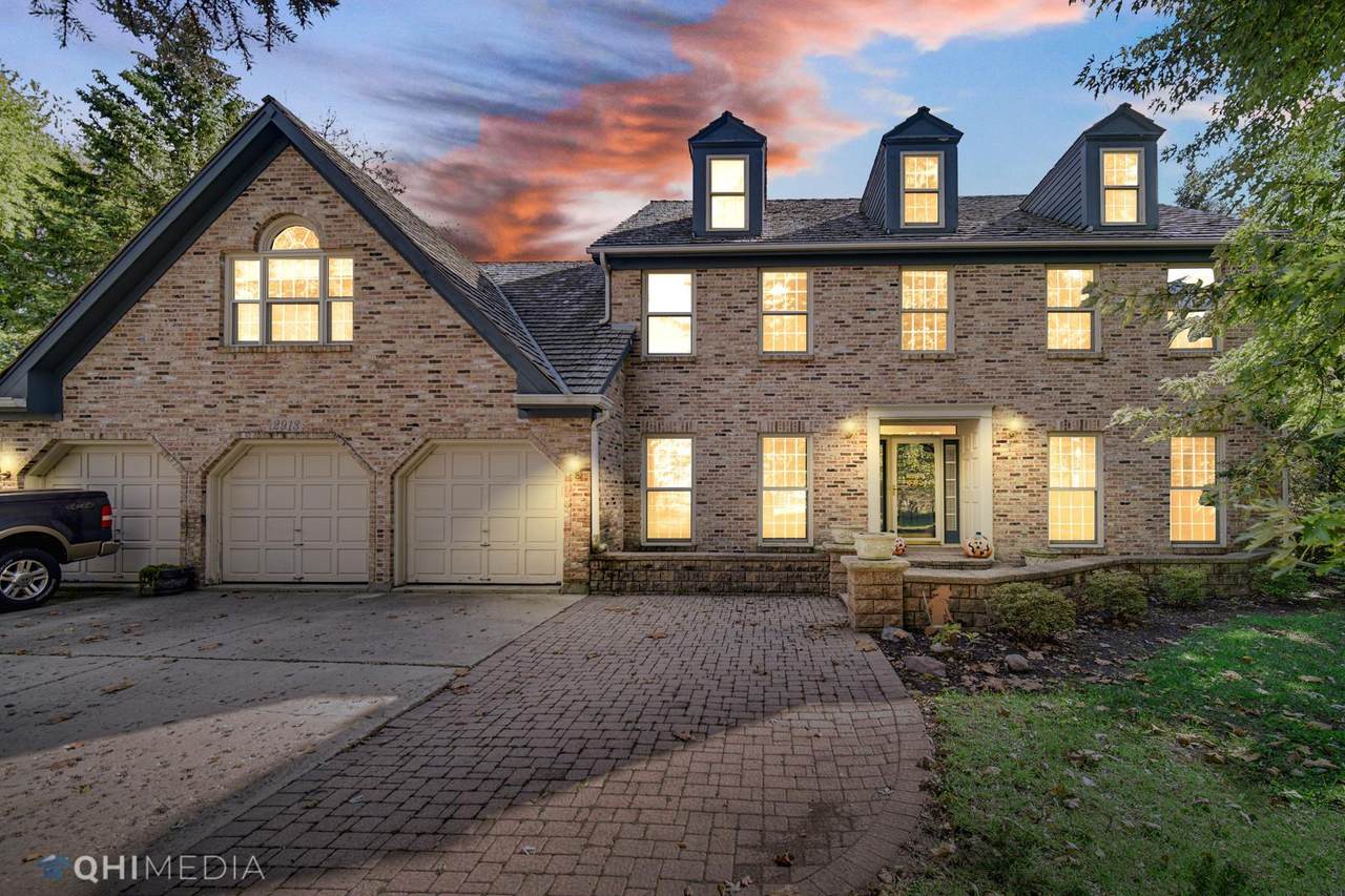 2913 Turnberry Road - Photo 1
