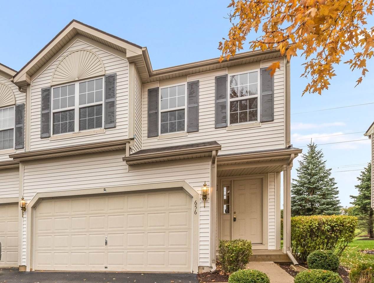656 Sterling Court - Photo 1