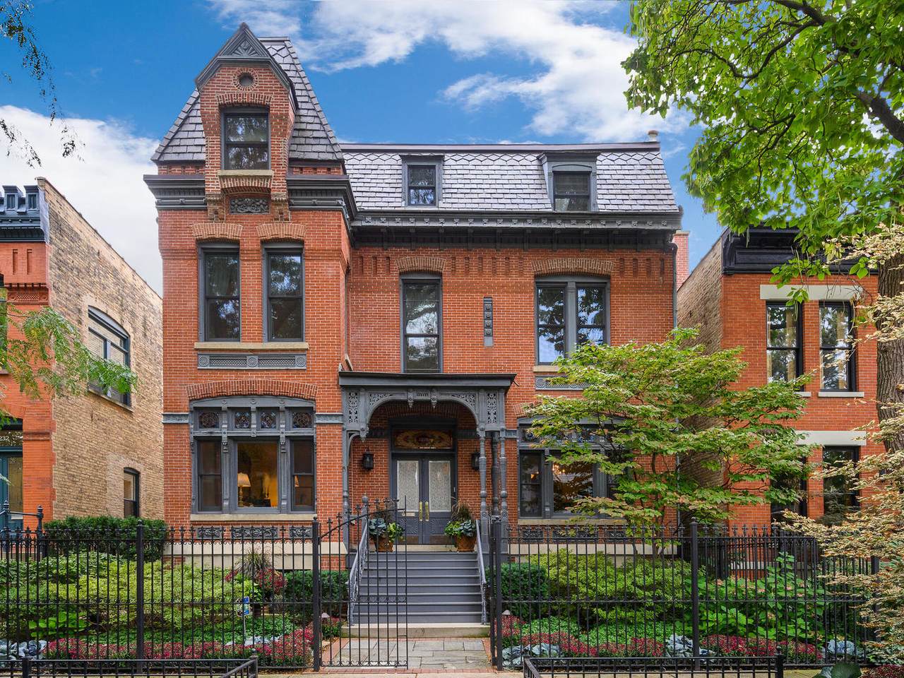 2238 Dayton Street - Photo 1