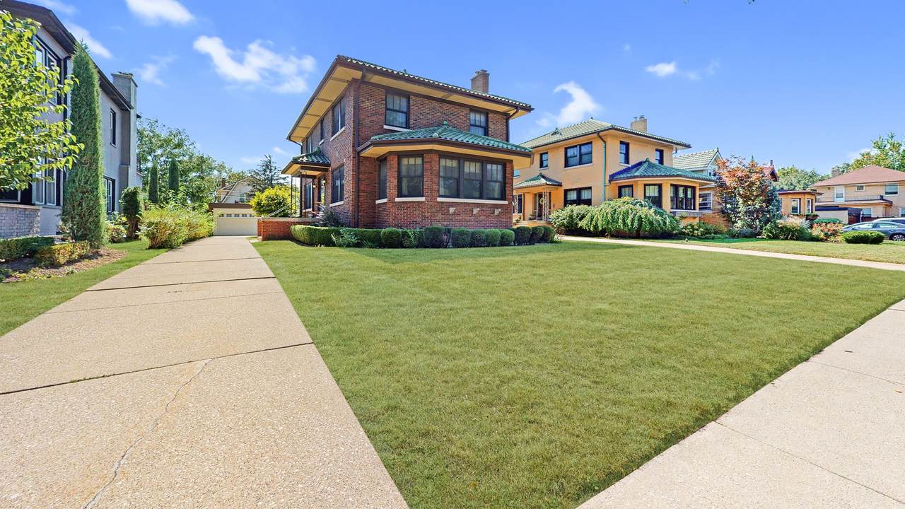 451 Greenfield Street - Photo 1