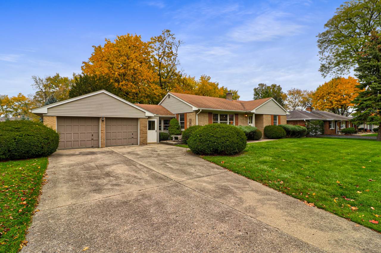304 School Lane - Photo 1