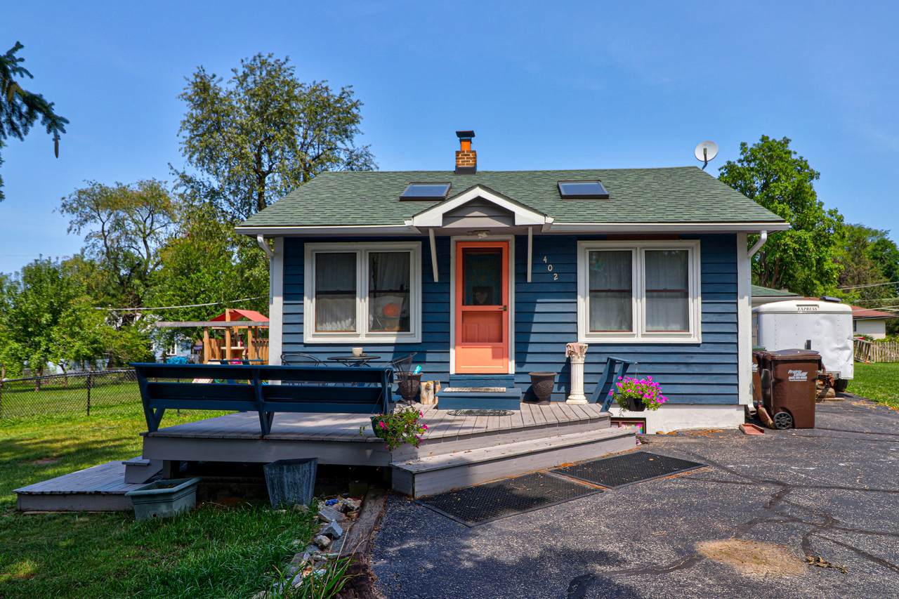 402 Briar Road - Photo 1