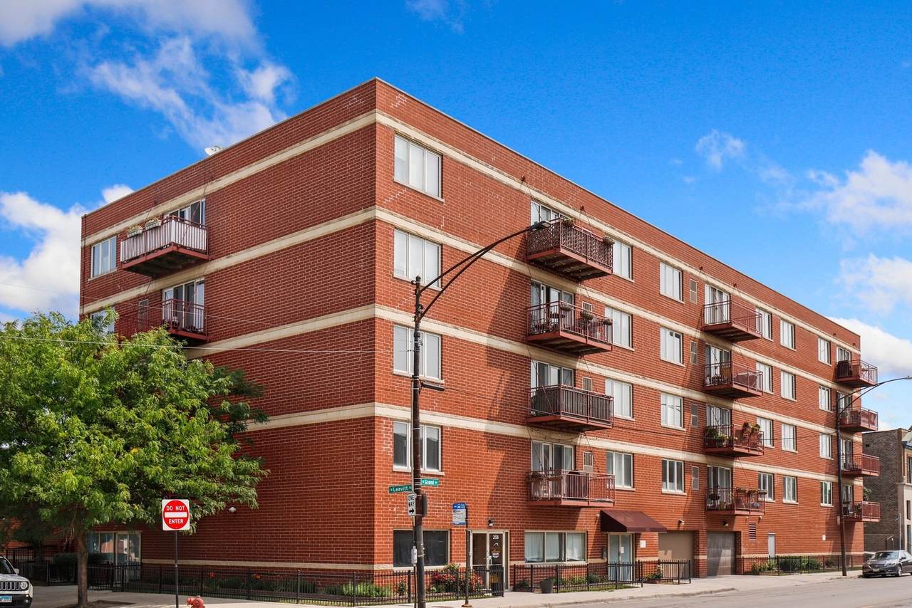 2158 Grand Avenue - Photo 1