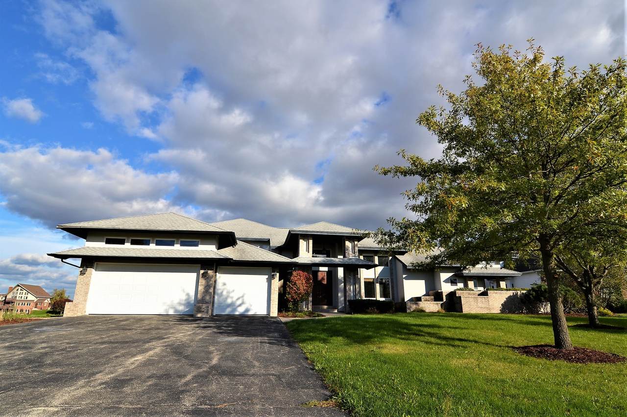 210 Slalom Court - Photo 1