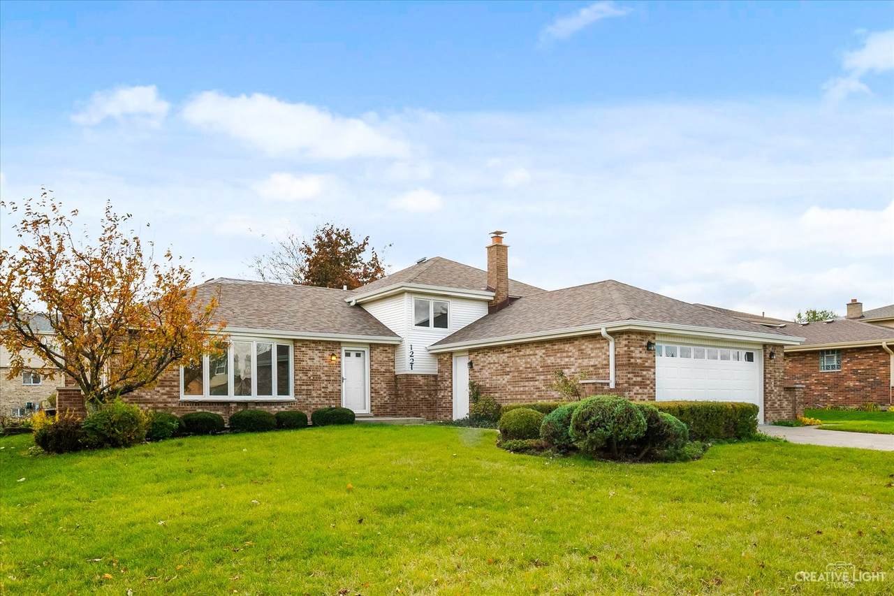 1221 Britten Street - Photo 1