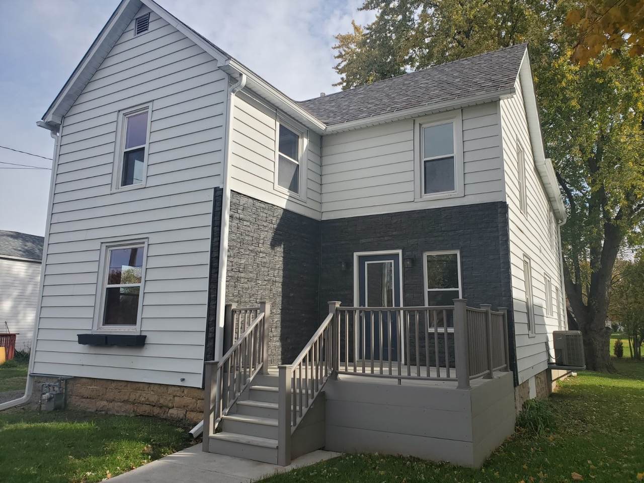 406 Congress Avenue - Photo 1