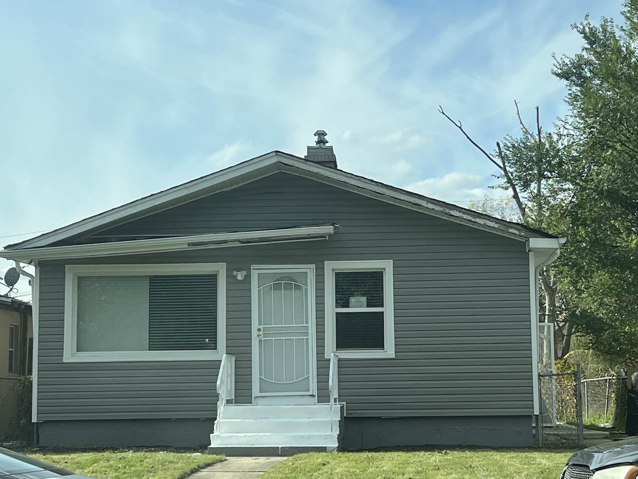 15814 Page Avenue - Photo 1