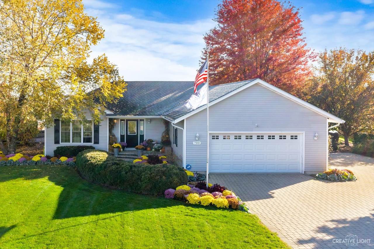 700 Wright Court - Photo 1