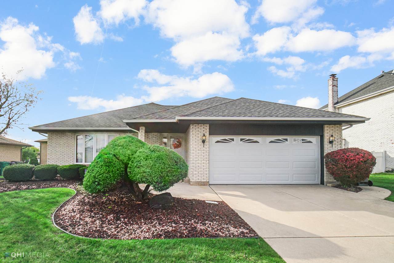 15706 Plum Tree Drive - Photo 1