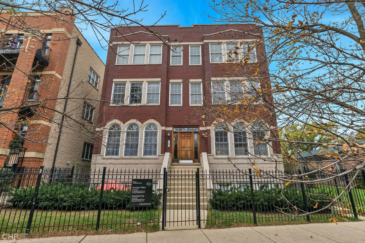 7028 Ridge Boulevard - Photo 1