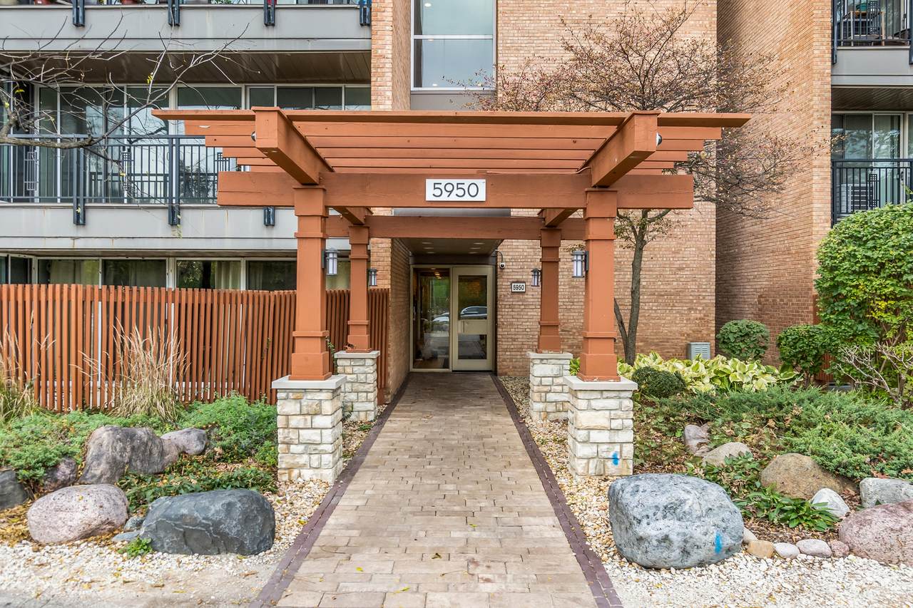 5950 Oakwood Drive - Photo 1