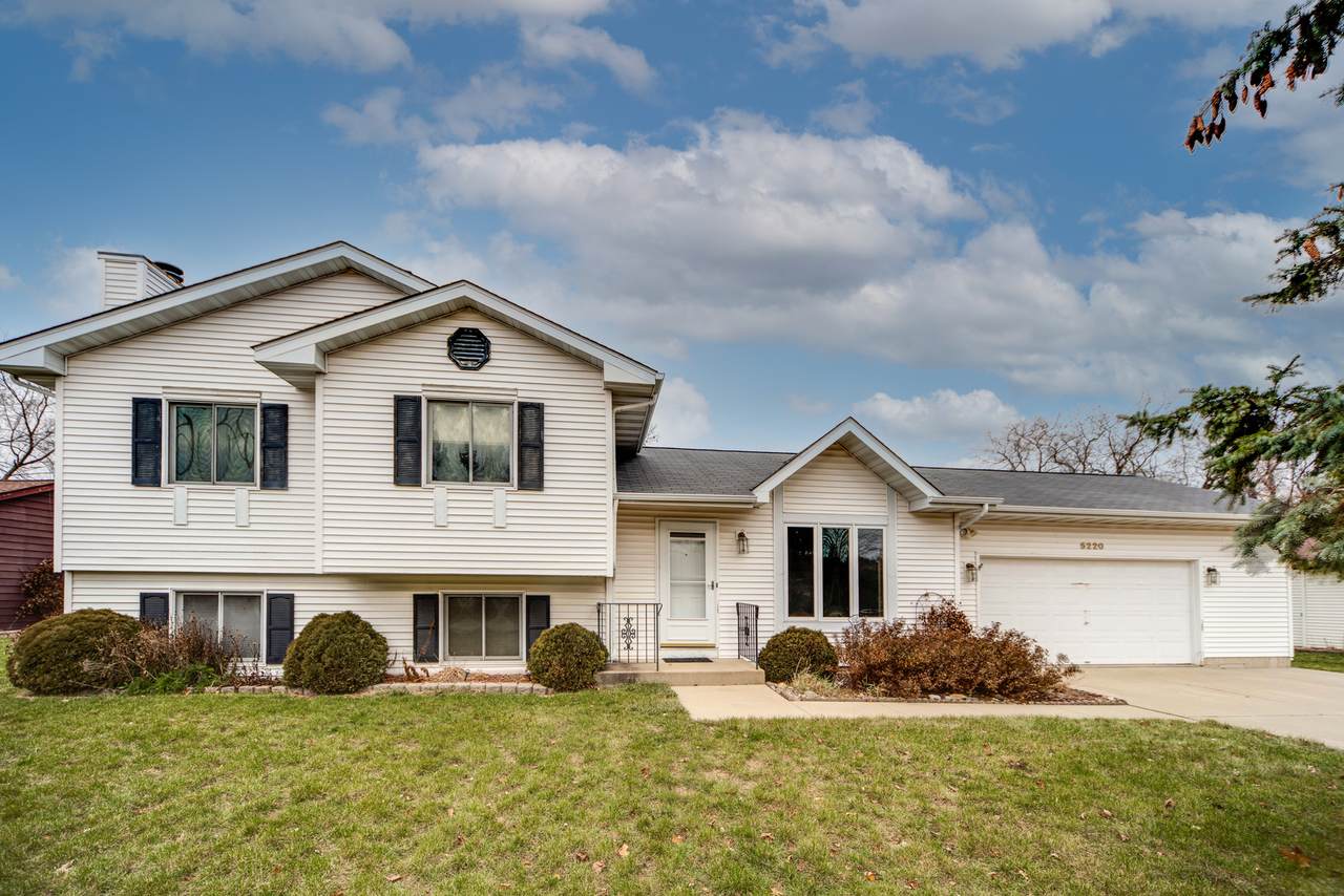 5220 Malibu Court - Photo 1