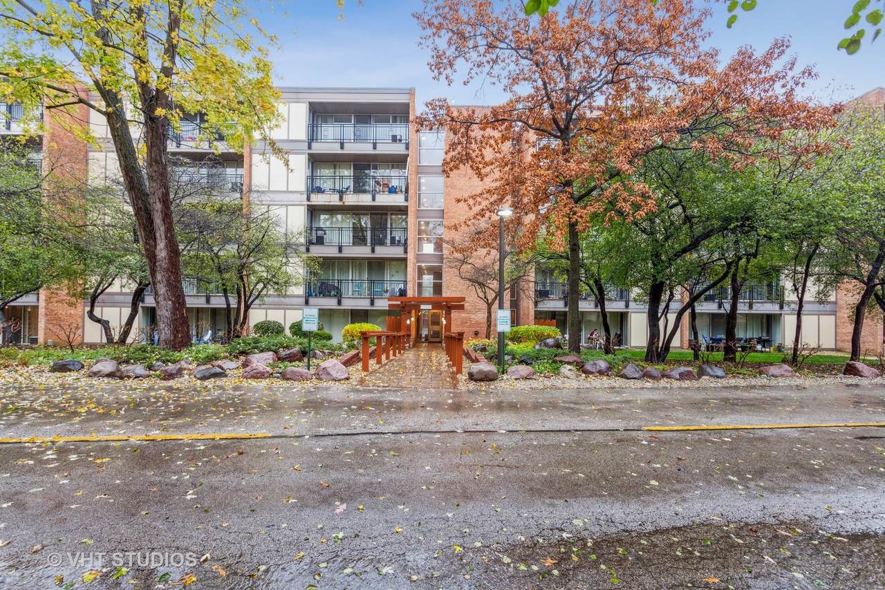 6020 Oakwood Drive - Photo 1