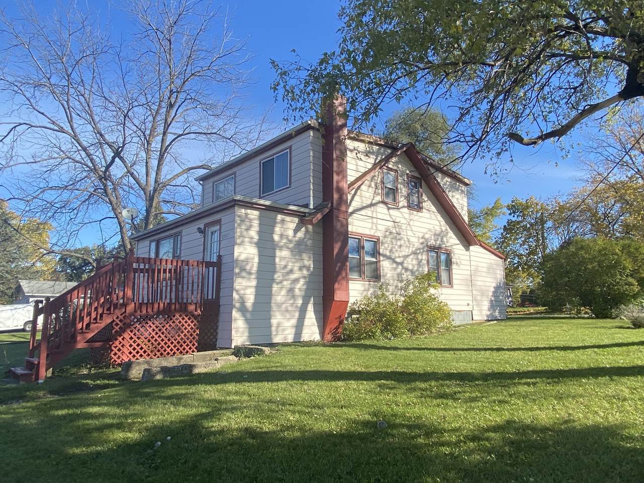 1307 Cedar Lake Road - Photo 1