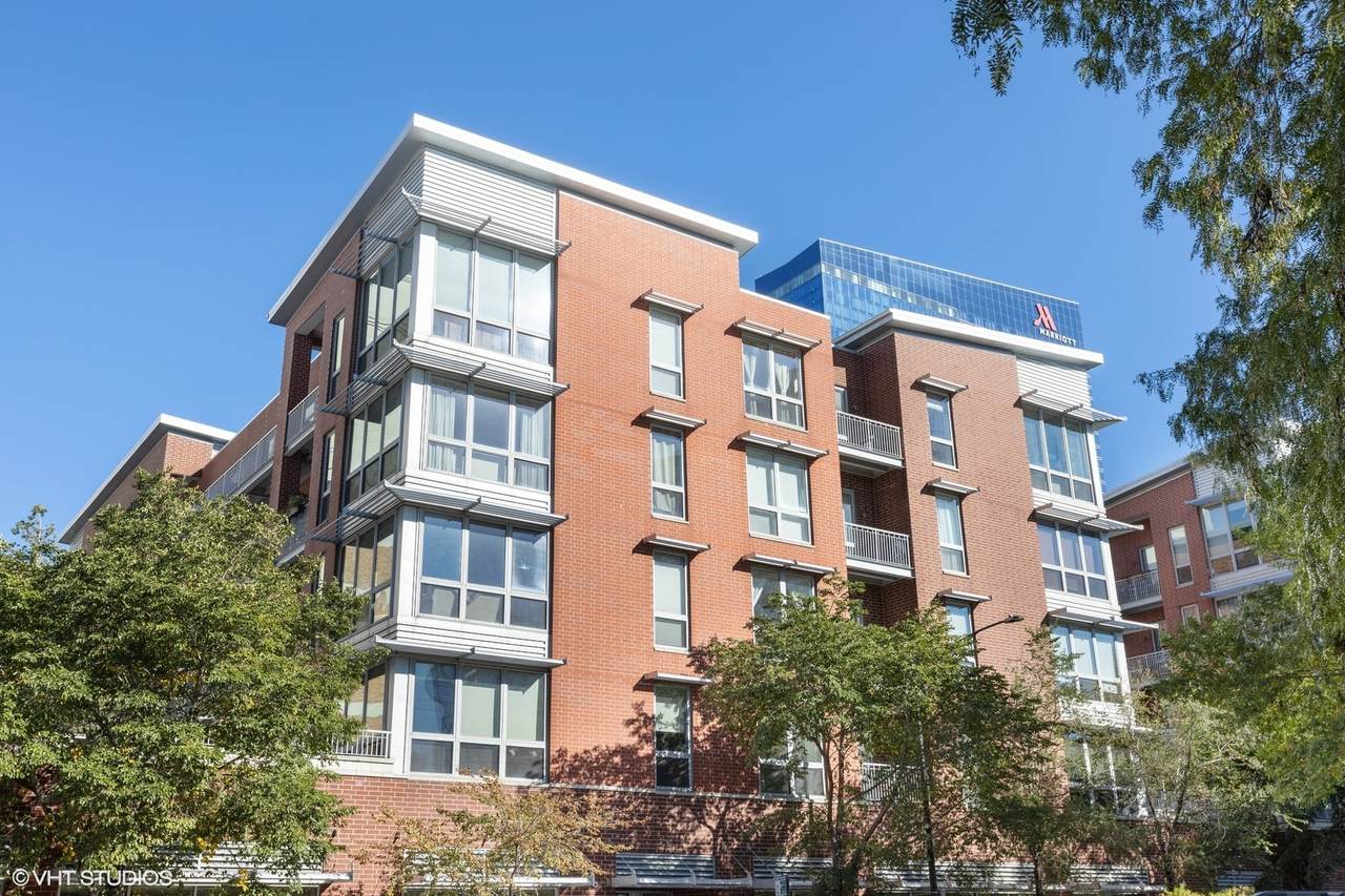 2025 Indiana Avenue - Photo 1