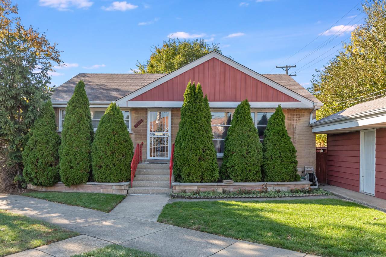 2536 Home Avenue - Photo 1