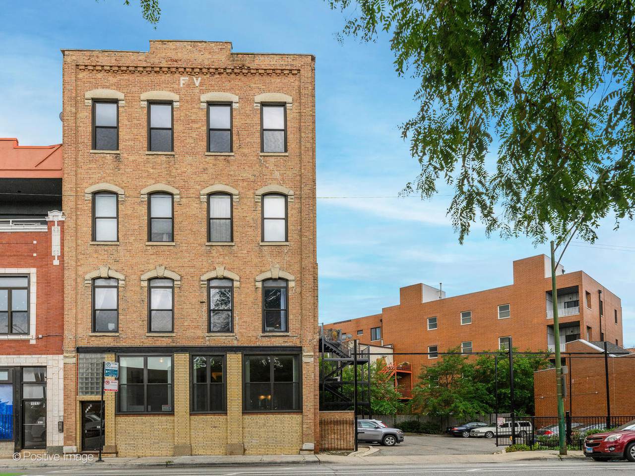 1014 Milwaukee Avenue - Photo 1