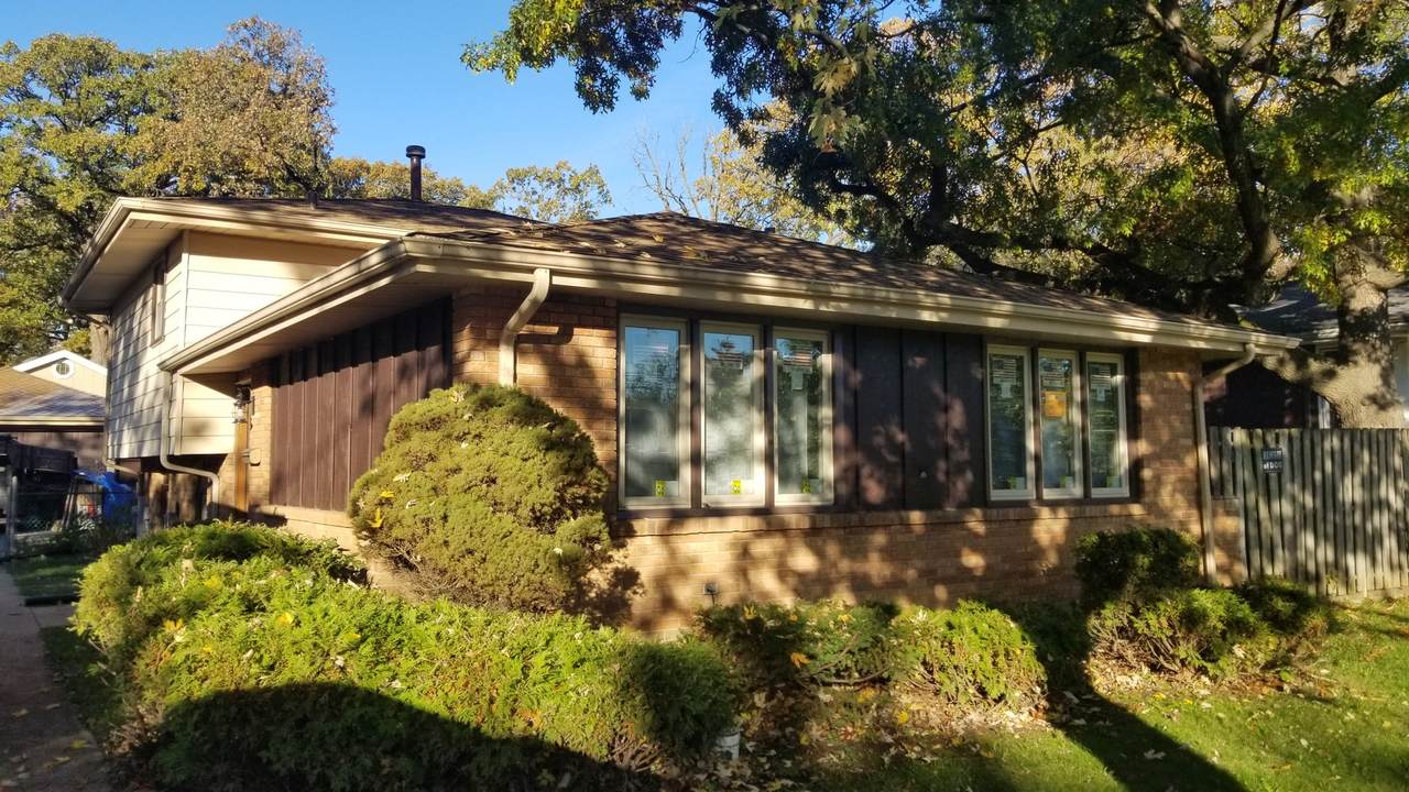 15040 Kenton Avenue - Photo 1