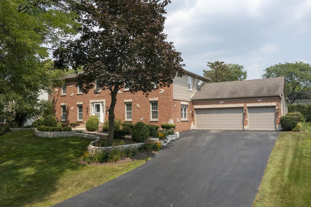 1152 Chatham Drive - Photo 1