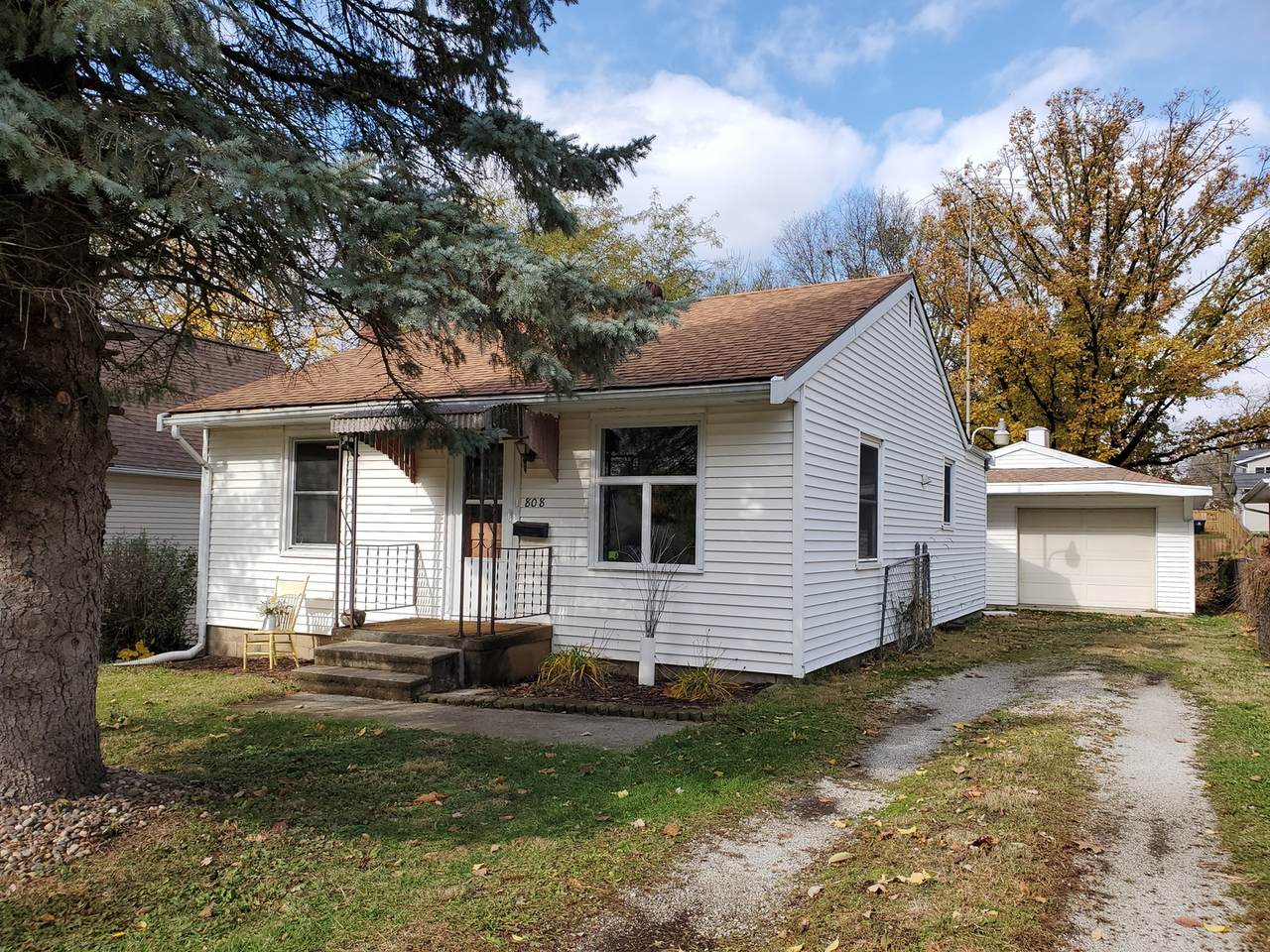 808 Miller Street - Photo 1
