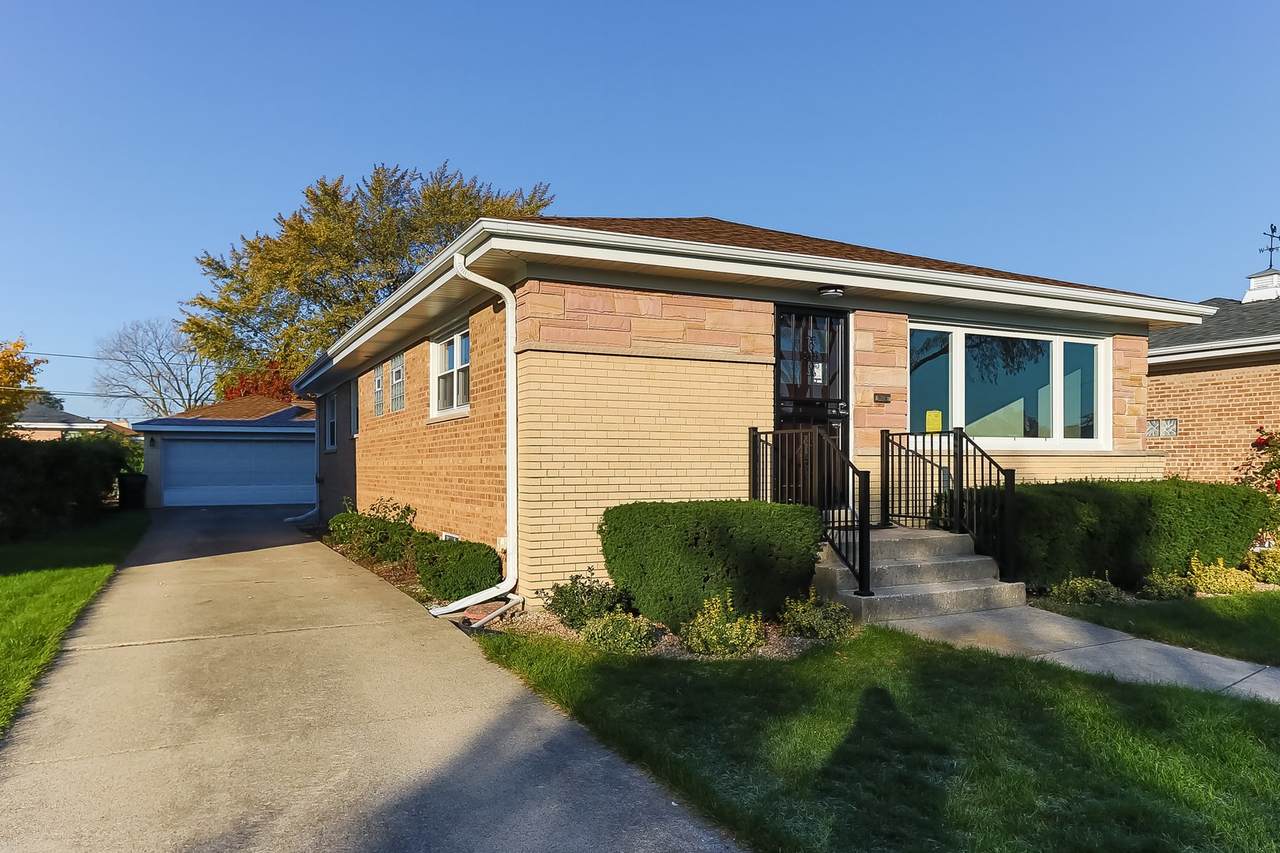 8924 Oriole Avenue - Photo 1