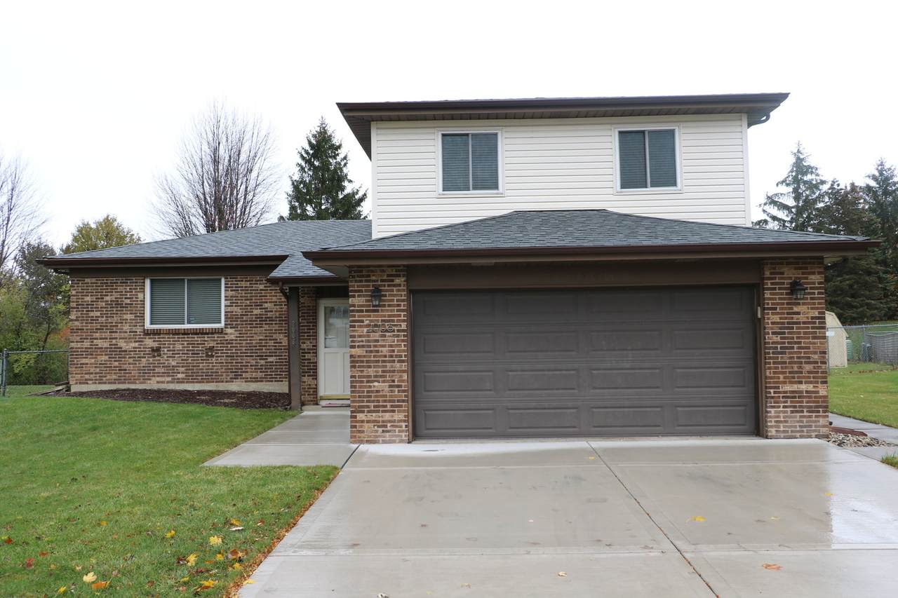 2006 Crown Point Street - Photo 1