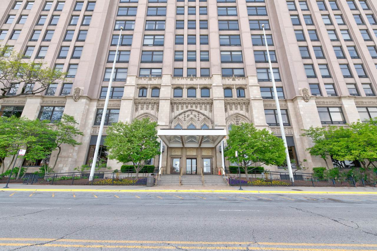 680 Lake Shore Drive - Photo 1