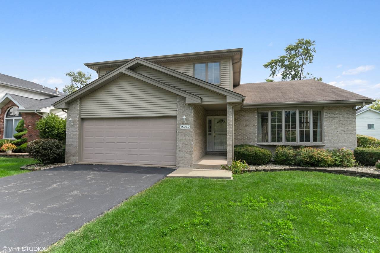 16249 Central Park Avenue - Photo 1