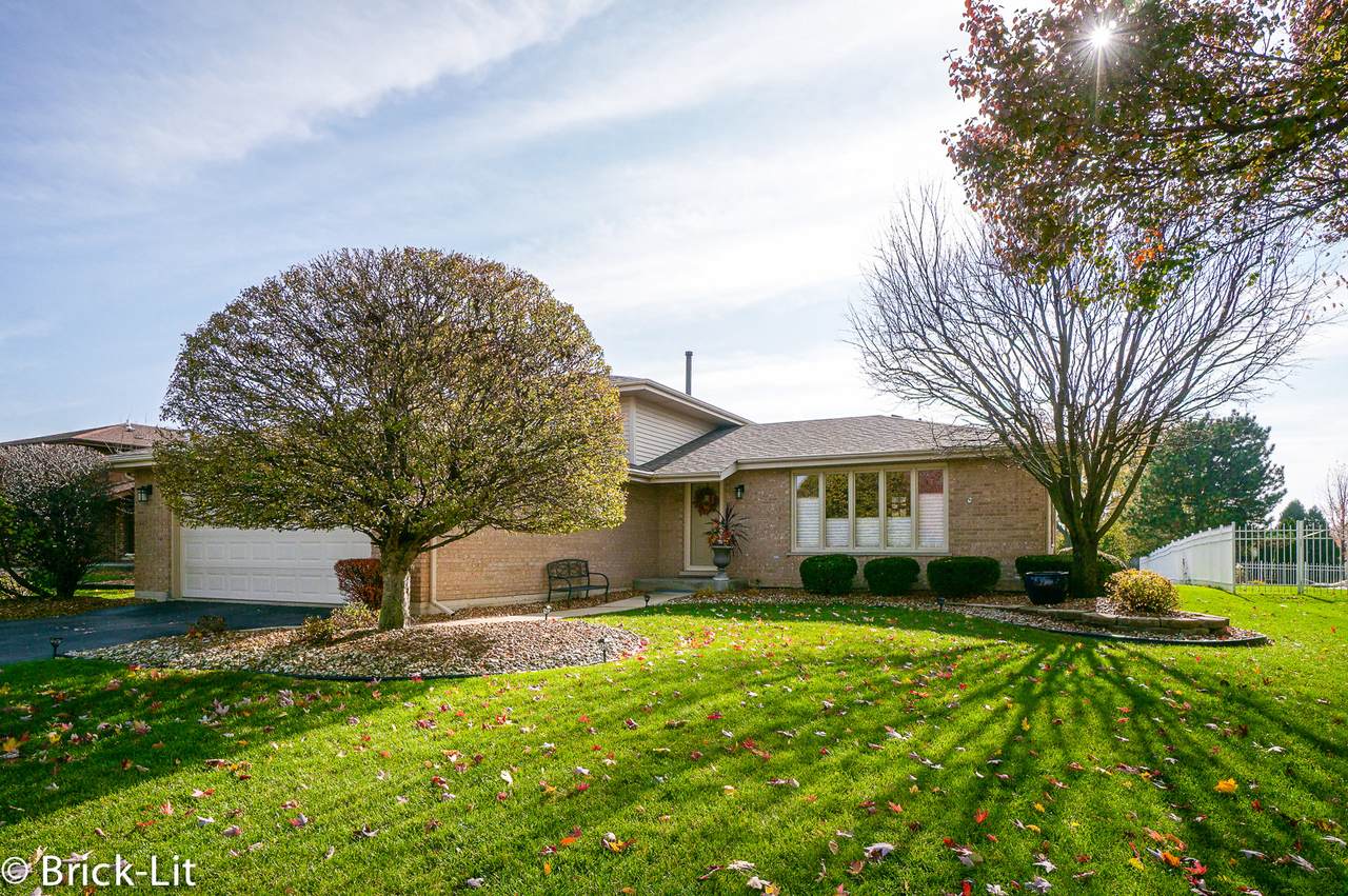 7449 Lakeside Drive - Photo 1