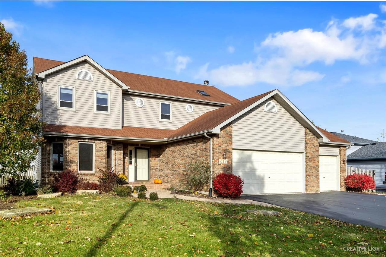 619 Otter Way - Photo 1