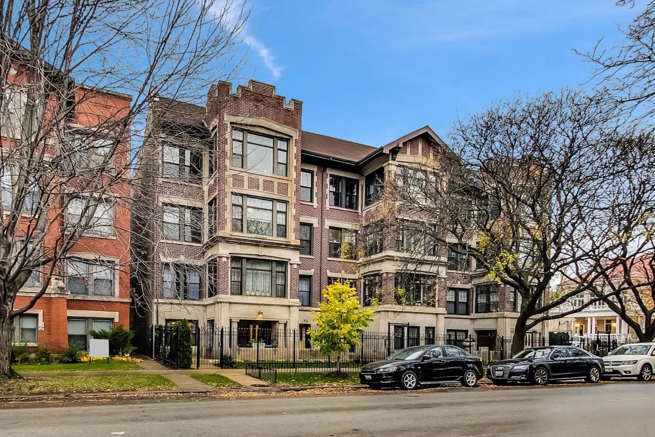 924 Hyde Park Boulevard - Photo 1