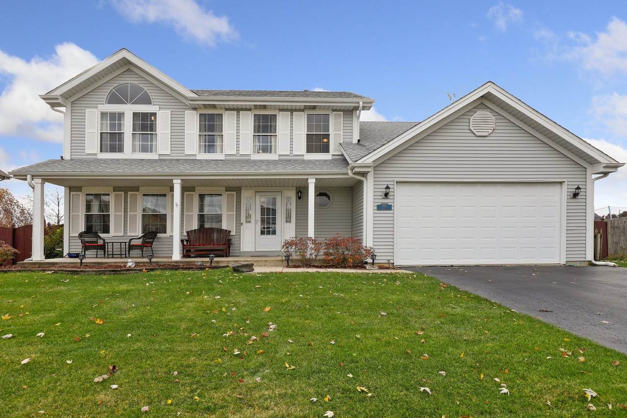 8017 Farmhouse Road - Photo 1