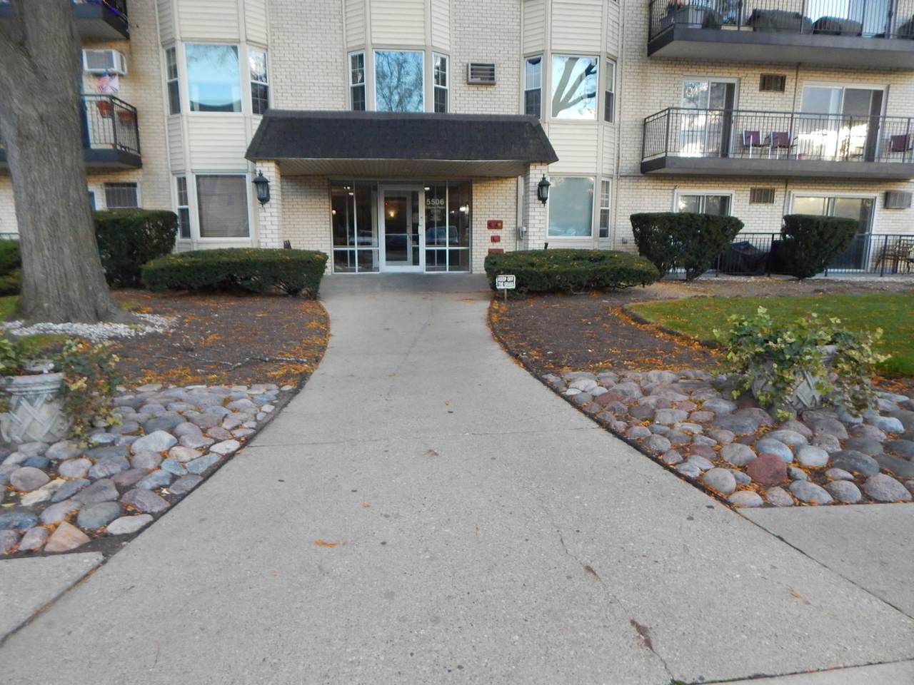 5506 Lincoln Avenue - Photo 1